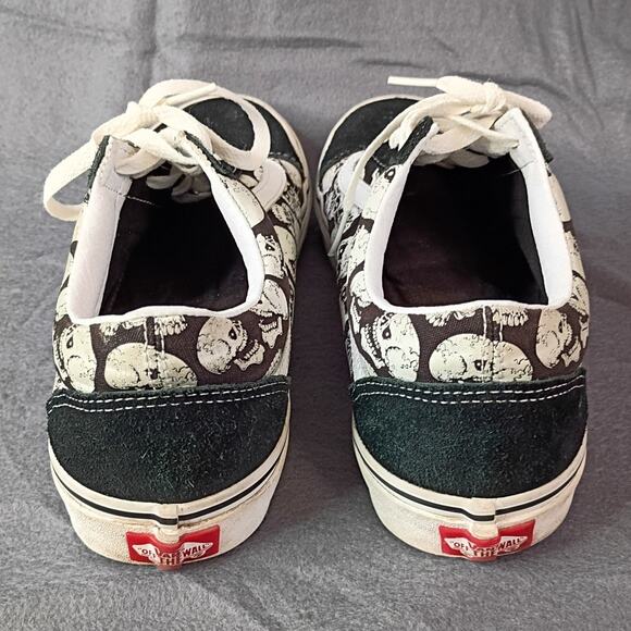 Vans Old School Skulls Black White Sneakers Sz 10.5 Glow in the Dark - Picture 3 of 16